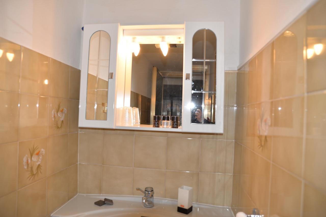 Volta Como Lake Apartament บรูนาเต ภายนอก รูปภาพ
